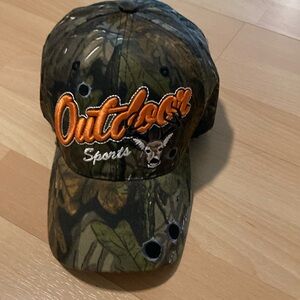 New HuntingFishing  camouflage hat Outdoor Sports  orange bill Big Bear Headwear